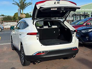 2020 Toyota Harrier G GRADE LIMITED HYBRID | LEATHER PACKAGE | LOW KM