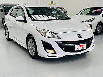 2011 Mazda Axela 1.5L SPORTS HATCHBACK | AUTOMATIC | (PRE-OWNED)