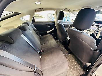 2012 Toyota Prius 1.8L HYBRID (PRE-OWNED)
