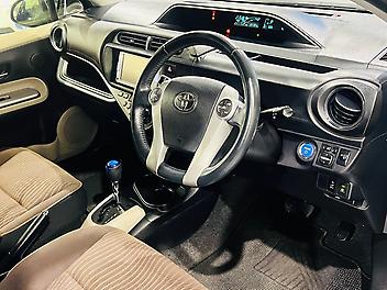 2013 Toyota Aqua G GRADE HYBRID | PUSH START |  REVERSE CAMERA