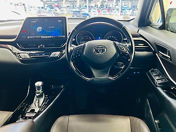 2017 Toyota C-hr G LIMITED HYBRID | RADAR CRUISE CONTROL | MINT CONDITION