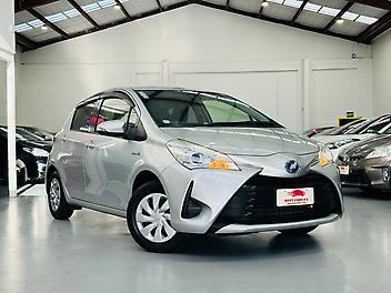 2018 Toyota VITZ HYBRID F GRADE | PUSH START WITH SMART KEY | DUAL MULTIFUNCTION