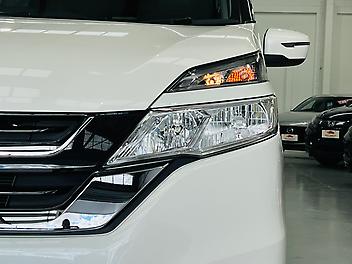 2017 Nissan Serena X HYBRID | 7 SEATER | 360 CAM | DUAL POWER DOORS 