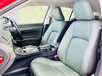 2014 Lexus Ct 200h CT200H VERSION C | HYBRID LUXURY WITH PREMIUM FEATURES