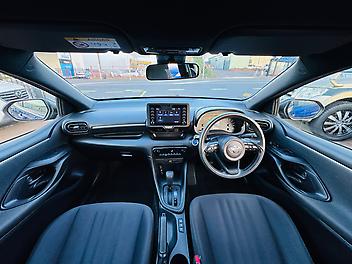 2021 Toyota Yaris HYBRID X | TOYOTA SAFETY EDITION 