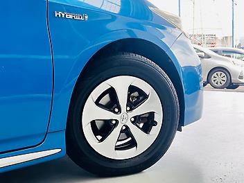 2013 Toyota Prius LIMITED MY CORDINATION | LEATHER TEAK INTERIOR