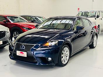 2015 Lexus Is300h METALIC BLUE HYBRID LIMITED | SUPER LOW KM |