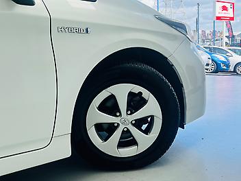 2015 Toyota Prius S GRADE HYBRID | FOGs | FUEL SAVER
