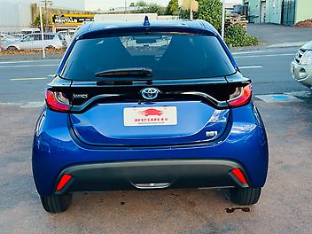 2021 Toyota Yaris HYBRID X | TOYOTA SAFETY EDITION 