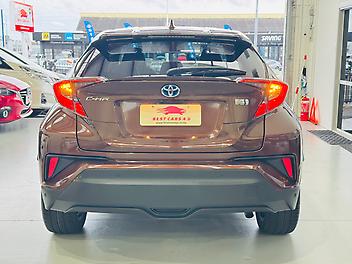 2017 Toyota C-hr G LED LIMITED HYBRID | LOW KM | 