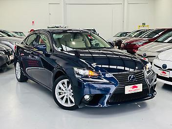 2015 Lexus Is300h METALIC BLUE HYBRID LIMITED | SUPER LOW KM |