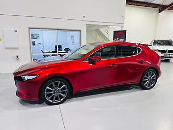 2019 Mazda 3 FASTBACK 20S BURGUNDY  LIMITED SELECTION | SUPER LOW KM