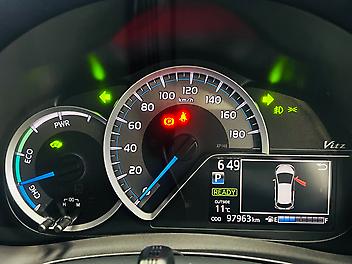 2017 Toyota VITZ HYBRID U SPORT PACKAGE | HIGH SPEC | CRUISE CONTROL