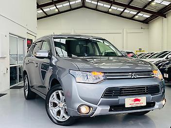 2014 Mitsubishi Outlander PHEV 4WD | LEATHER TRIM | CRUISE | HEAT SEAT 