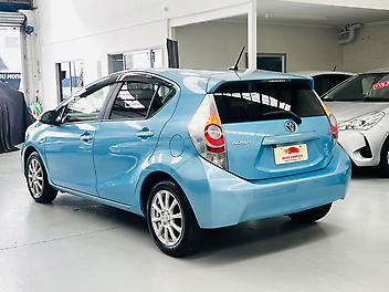 2013 Toyota Aqua S GRADE HYBRID | ALLOY WHEELS | REVERSE CAMERA