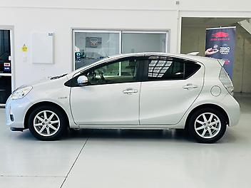 2012 Toyota Aqua G GRADE PUSH START HYBRID | ALLOY WHEELS | (PRE-OWNED)
