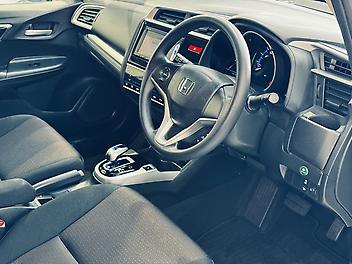 2013 Honda Fit HYBRID F-PACKAGE | ARM REST | REVERSE CAMERA
