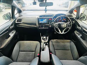 2013 Honda Fit S GRADE HYBRID | TIPTRONIC | PRE-OWNED