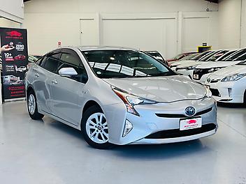 2016 Toyota Prius S GRADE LIMITED HYBRID | CRUISE CONTROL | FOG LAMPS