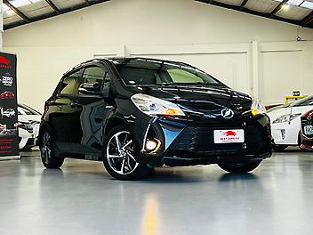 2017 Toyota VITZ HYBRID U SPORT PACKAGE | HIGH SPEC | CRUISE CONTROL