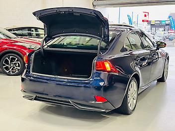 2015 Lexus Is300h METALIC BLUE HYBRID LIMITED | SUPER LOW KM |