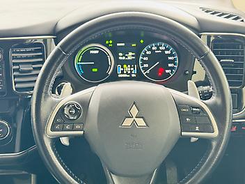 2014 Mitsubishi Outlander PHEV 4WD | LEATHER TRIM | CRUISE | HEAT SEAT 