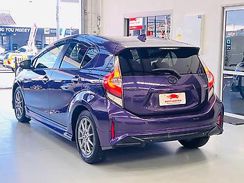 2017 Toyota Aqua 1.5L HYBRID | S GRADE | TRD BODY KIT | HEATED SEATS 