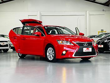 2014 Lexus Ct 200h CT200H VERSION C | HYBRID LUXURY WITH PREMIUM FEATURES