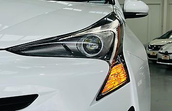 2016 Toyota Prius S GRADE HYBRID | ALLOYS | ADAPTIVE CRUISE CONTROL | PRE-OWNED