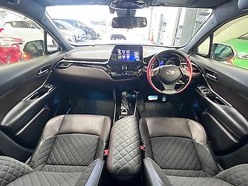 2017 Toyota C-hr 1.8L HYBRID | G LIMITED EDITION | BODY KIT 