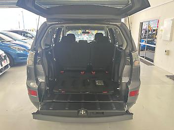 2007 Mitsubishi Outlander 07-SEATER | 4WD PETROL SUV | (PRE-OWNED)