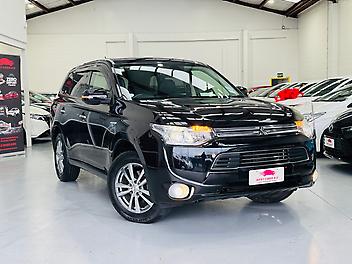 2013 Mitsubishi Outlander PHEV 4WD | LEATHER | HEAT SEAT | (PRE-OWNED)