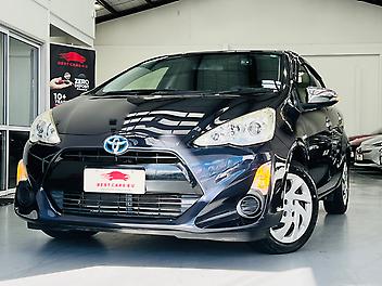 2015 Toyota Aqua S GRADE | PUSH START | LOW MILEAGE | 