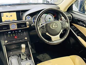 2015 Lexus Is300h METALIC BLUE HYBRID LIMITED | SUPER LOW KM |