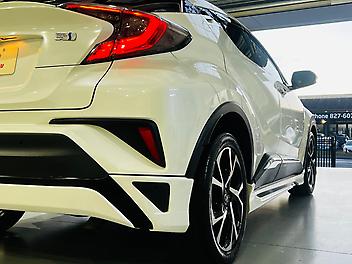 2017 Toyota C-hr G LIMITED HYBRID | MODELLISTA BODY KIT | MINT CONDITION