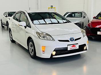 2015 Toyota Prius S GRADE LIMITED HYBRID | FOGs | FUEL SAVER