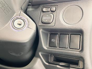 2025 Toyota Hiace 2.8 L DIESEL | ALMOST BRANDNEW | ONLY 35KM | APPLE CAR PLAYER