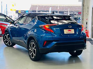2017 Toyota C-hr 1.8L HYBRID | G LIMITED EDITION | TWO-TONE | ADAPTIVE CRUISE 