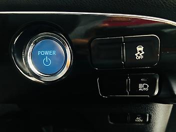 2021 Toyota Prius S LIMITED HYBRID | ADAPTIVE CRUISE CONTROL | FOG LIGHTS