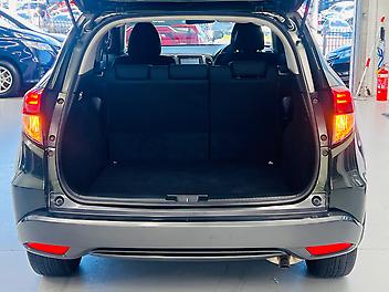 2014 Honda Vezel 1.5 L HYBRID X | CRUISE CONTROL | FOG LIGHTS | TRIPTRONIC