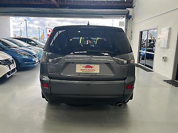 2007 Mitsubishi Outlander 07-SEATER | 4WD PETROL SUV | (PRE-OWNED)