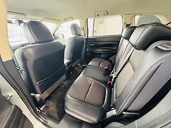 2014 Mitsubishi Outlander PHEV 4WD | LEATHER TRIM | CRUISE | HEAT SEAT 