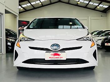 2016 Toyota Prius S GRADE HYBRID | ALLOYS | ADAPTIVE CRUISE CONTROL | PRE-OWNED