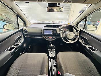 2018 Toyota VITZ HYBRID F GRADE | PUSH START WITH SMART KEY | DUAL MULTIFUNCTION
