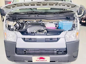 2025 Toyota Hiace 2.8 L DIESEL | ALMOST BRANDNEW | ONLY 35KM | APPLE CAR PLAYER