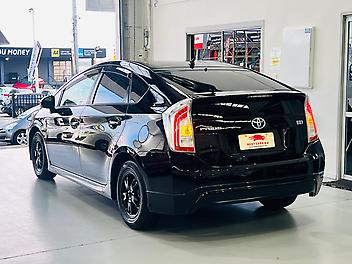 2015 Toyota Prius G GRADE LIMITED HYBRID | CRUISE CONTROL | LEATHER SEATS