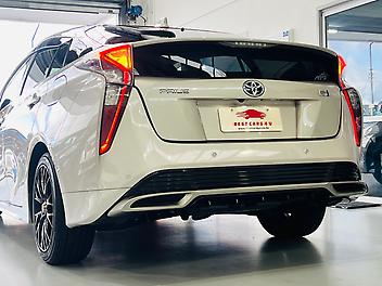 2017 Toyota Prius S LIMITED HYBRID | CRUISE CONTROL | BODY KIT