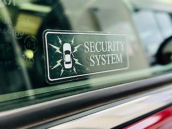 2017 Toyota VITZ HYBRID JUWELA LIMITED | SUPER  LOW MILEAGE | FOGs