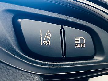 2017 Toyota VITZ HYBRID U SPORT PACKAGE | HIGH SPEC | CRUISE CONTROL
