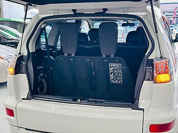 2010 Mitsubishi Outlander 2.4L 4WD MINI SUV | 7-SEATS | SMART KEY | (PRE-OWNED)